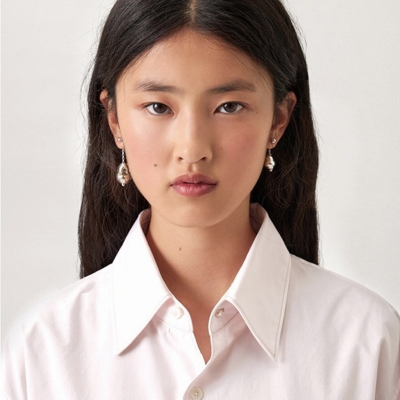 Premium Mismatched irregular shaped silver bean drop earrings - Picture 3 of 6